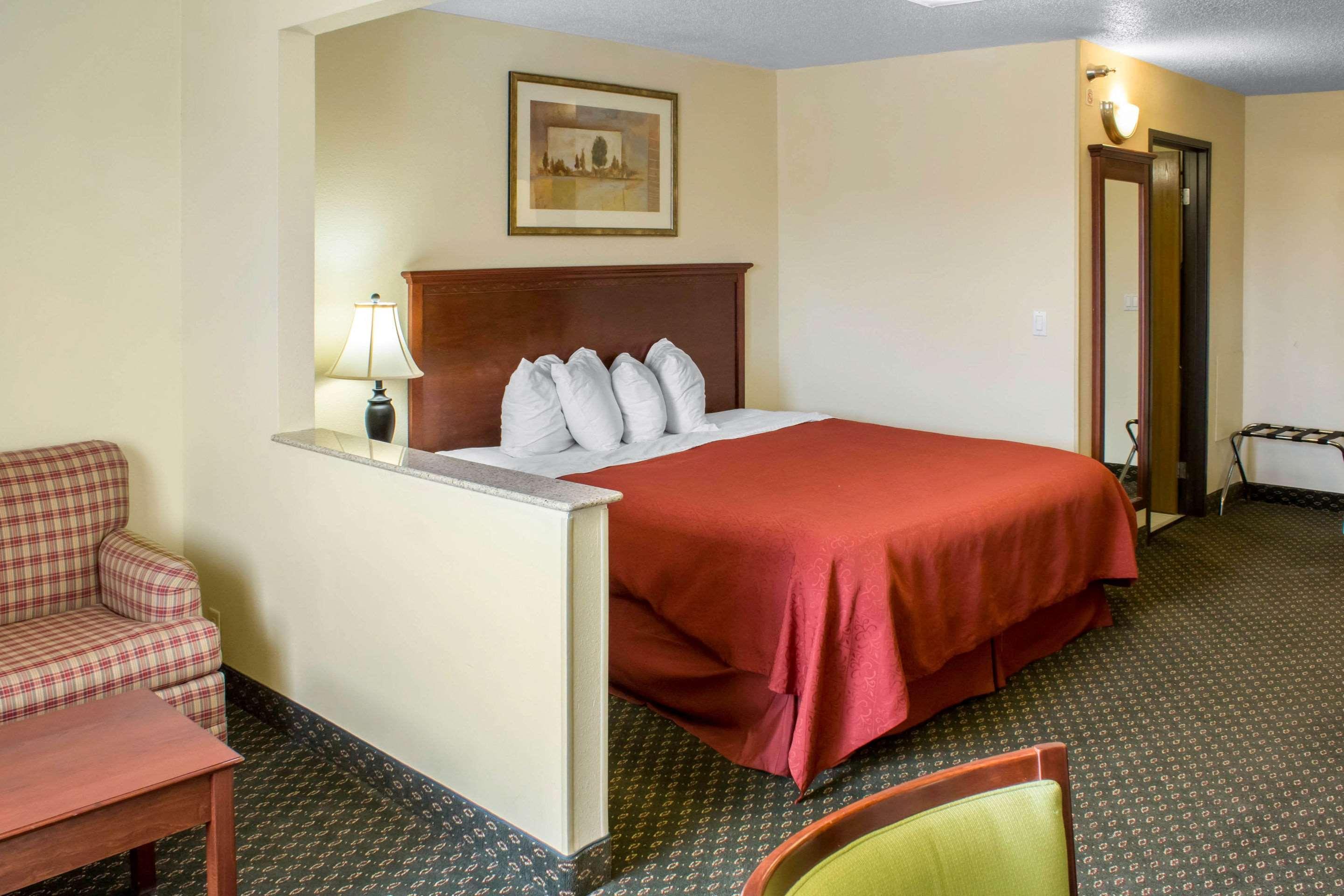 Quality Inn & Suites Sioux City Bagian luar foto