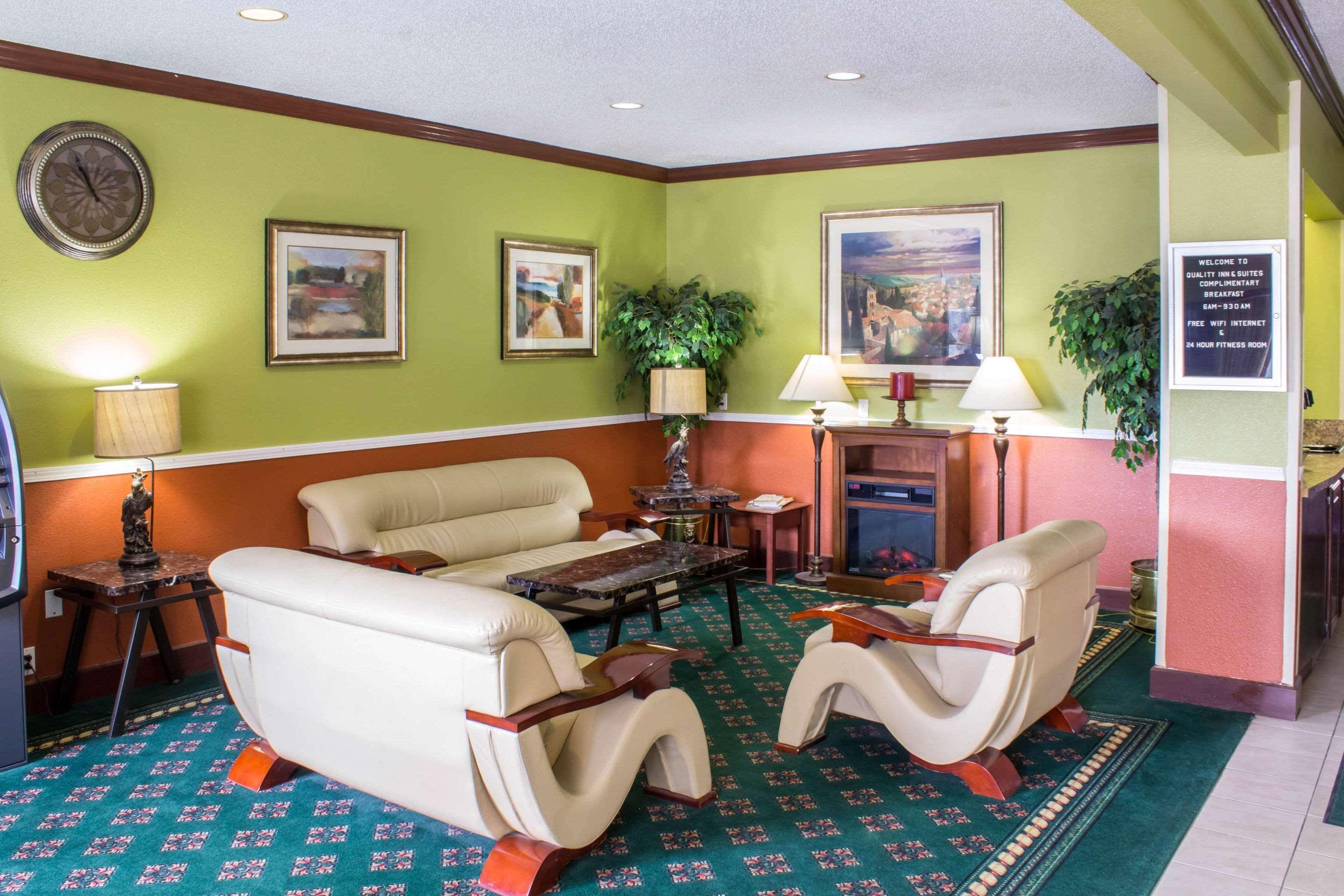 Quality Inn & Suites Sioux City Bagian luar foto