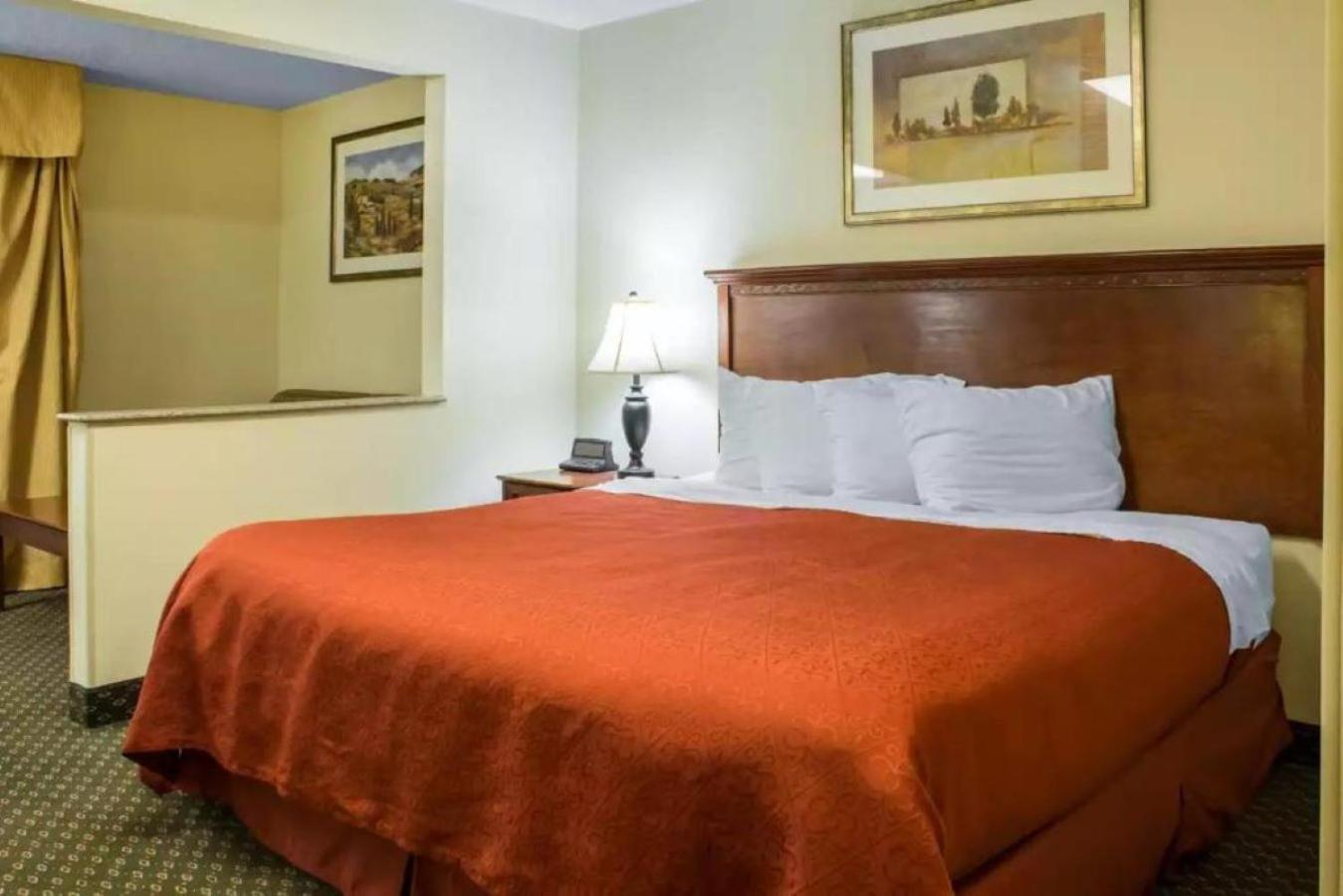 Quality Inn & Suites Sioux City Bagian luar foto